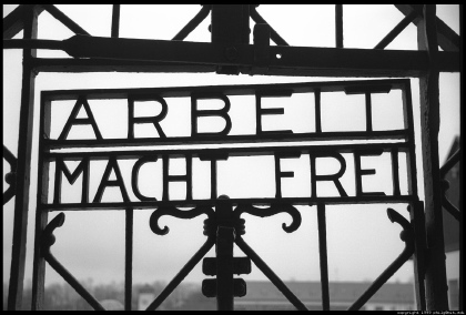 Arbeit macht frei. (Sì, come no)